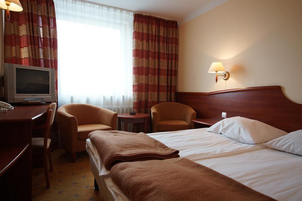Hotel Kamena Chełm Exteriör bild